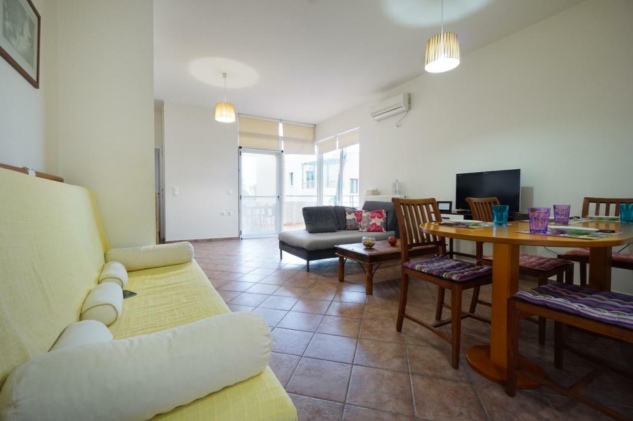 Sunny Apartment Daratsos Bagian luar foto