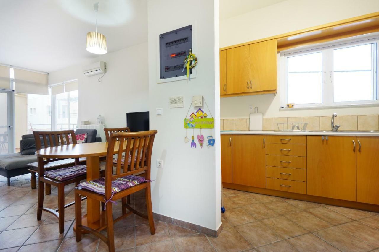 Sunny Apartment Daratsos Bagian luar foto